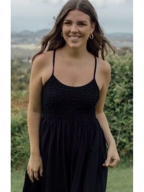 Neuflora Sleeveless Midi Dress Medium Black